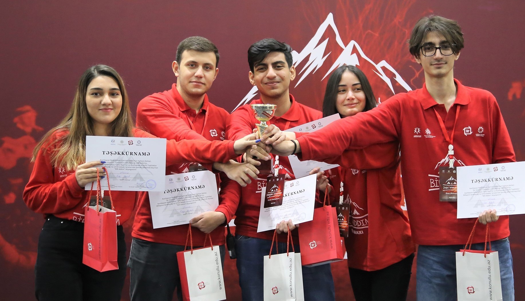 Könüllülərin iştirakı ilə “Bir Addım” layihəsi keçirilib